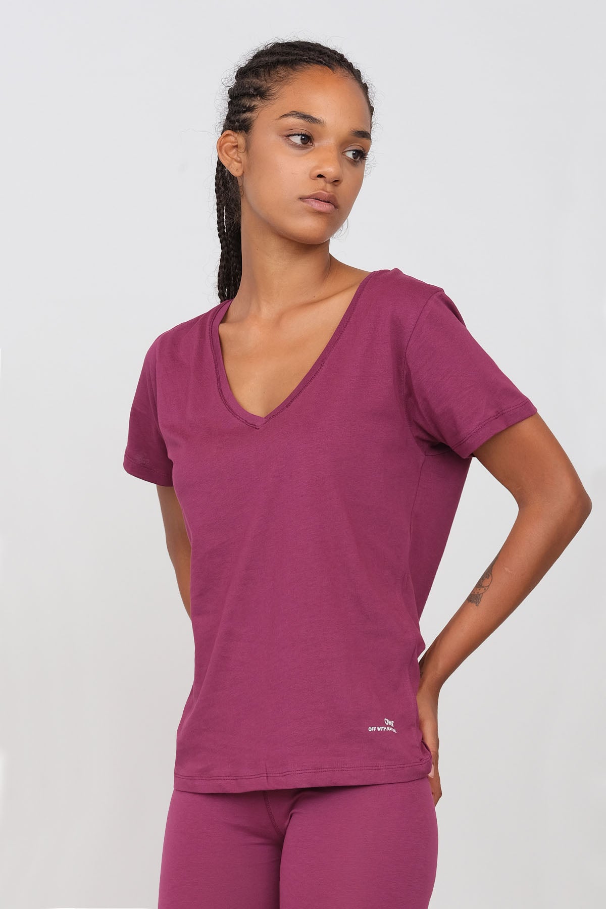 V-neck T-shirt