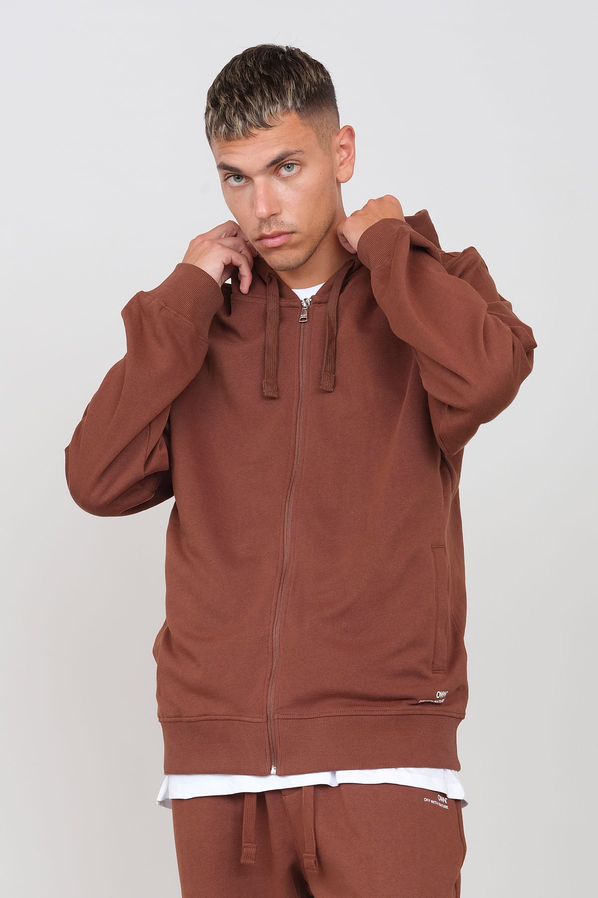 Brushed hooded sweatshirt with zip