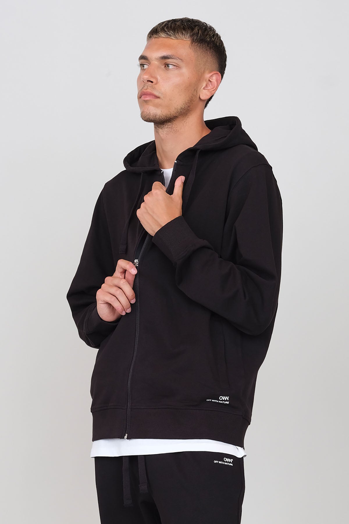 Brushed hooded sweatshirt with zip