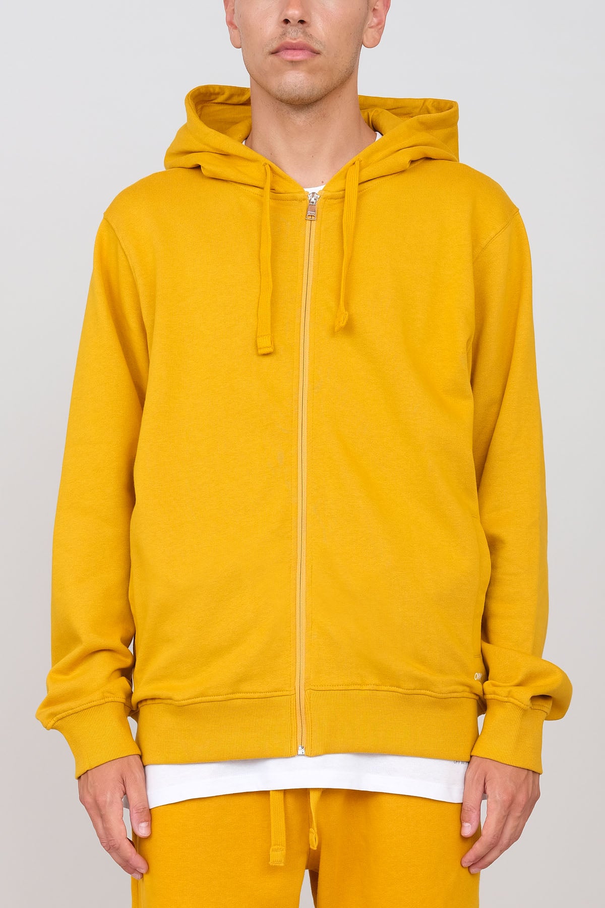 Brushed hooded sweatshirt with zip