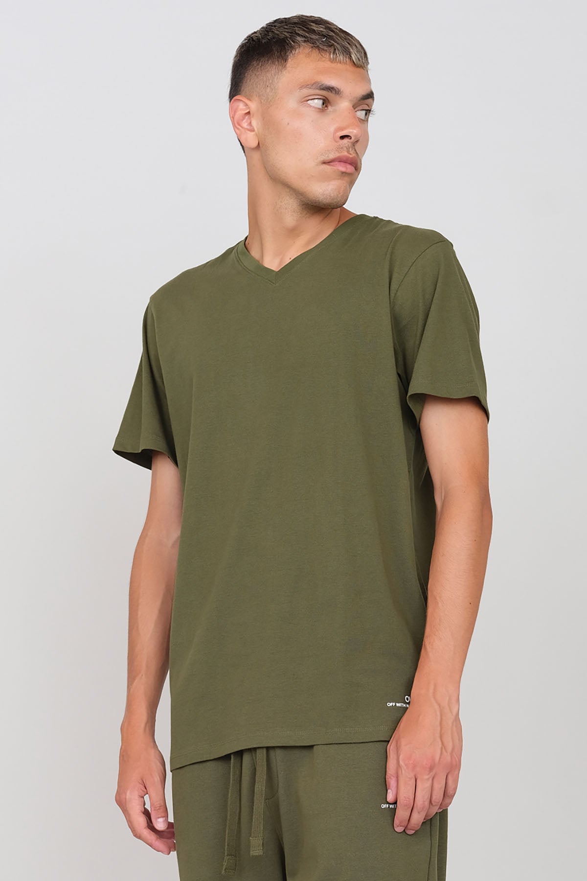 V-neck T-shirt