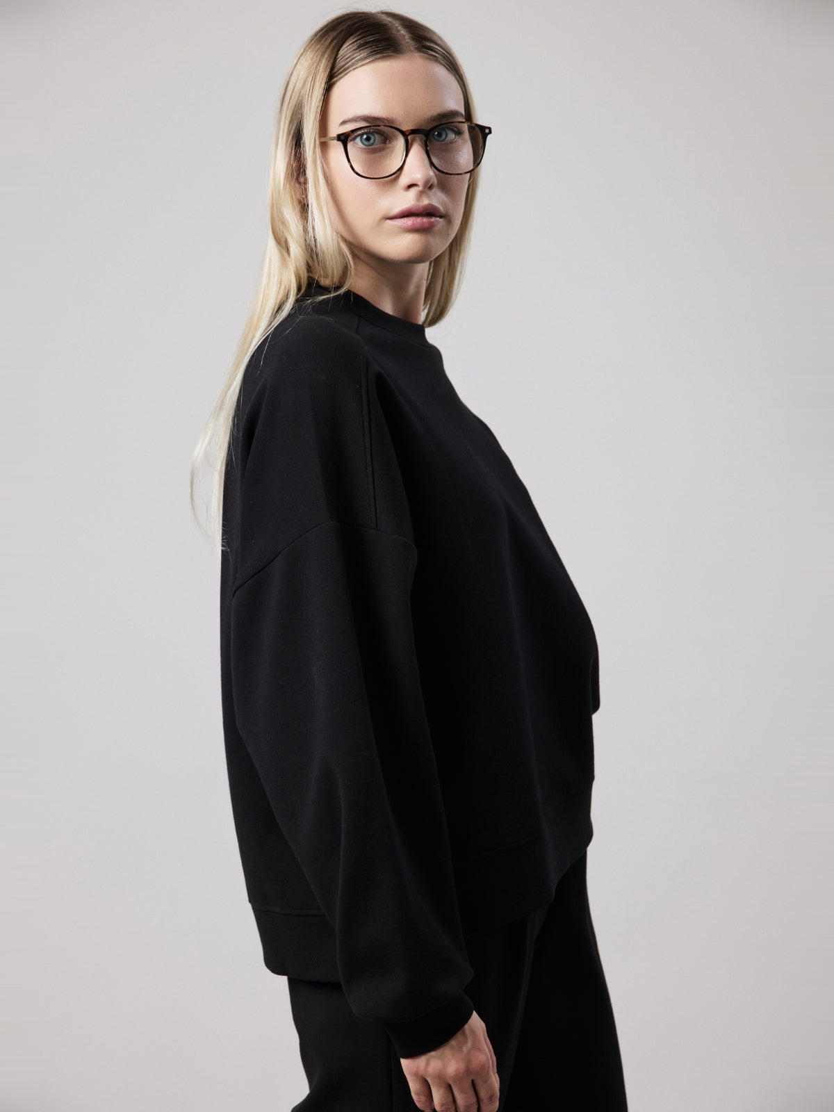 Felpa Girocollo Loose Fit in Interlock Black