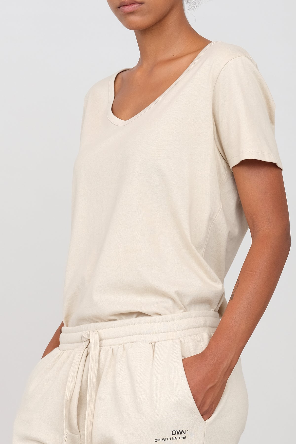 Jersey T-shirt with deep neckline