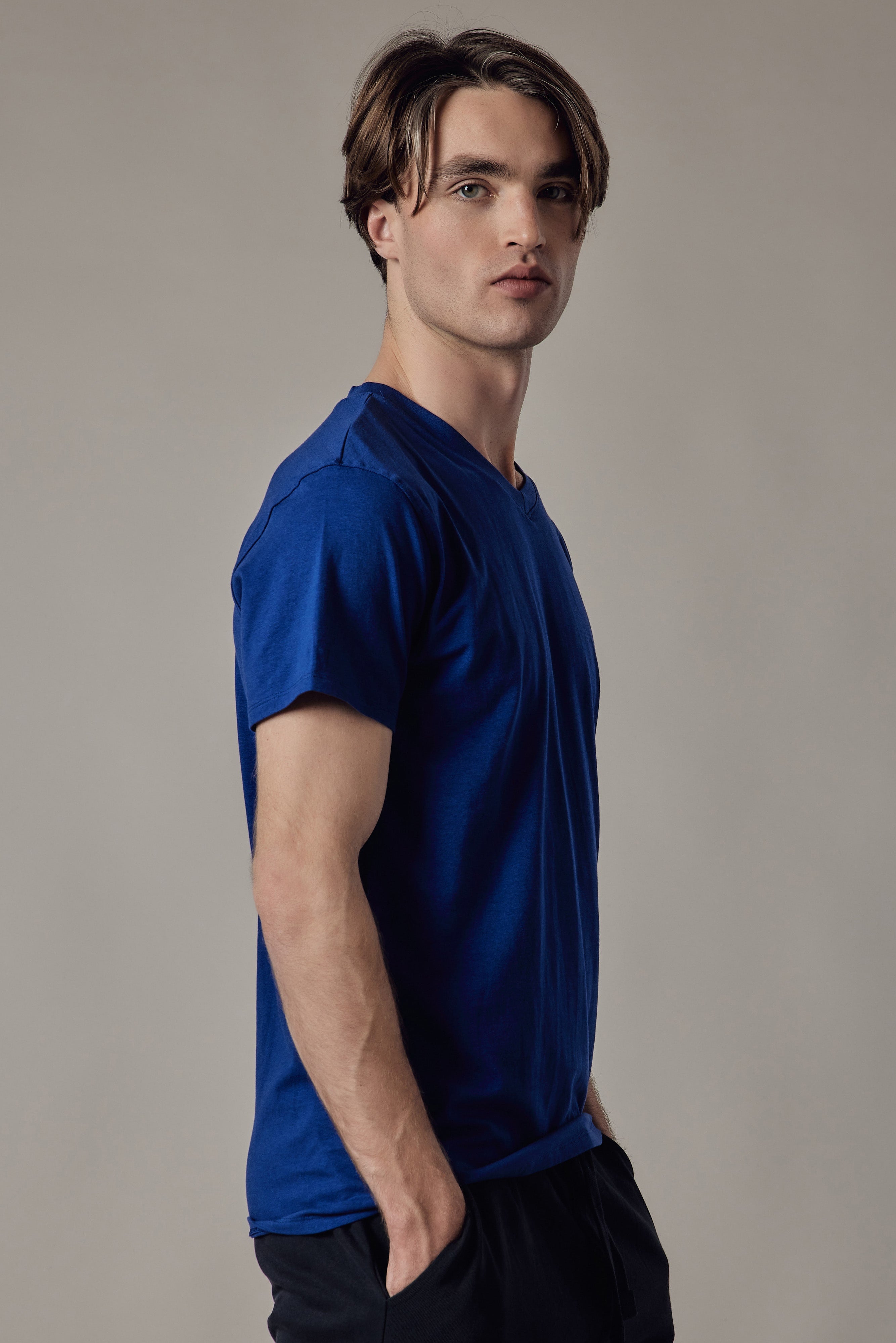 T-Shirt Scollo a V Elasticizzata Blu Royal