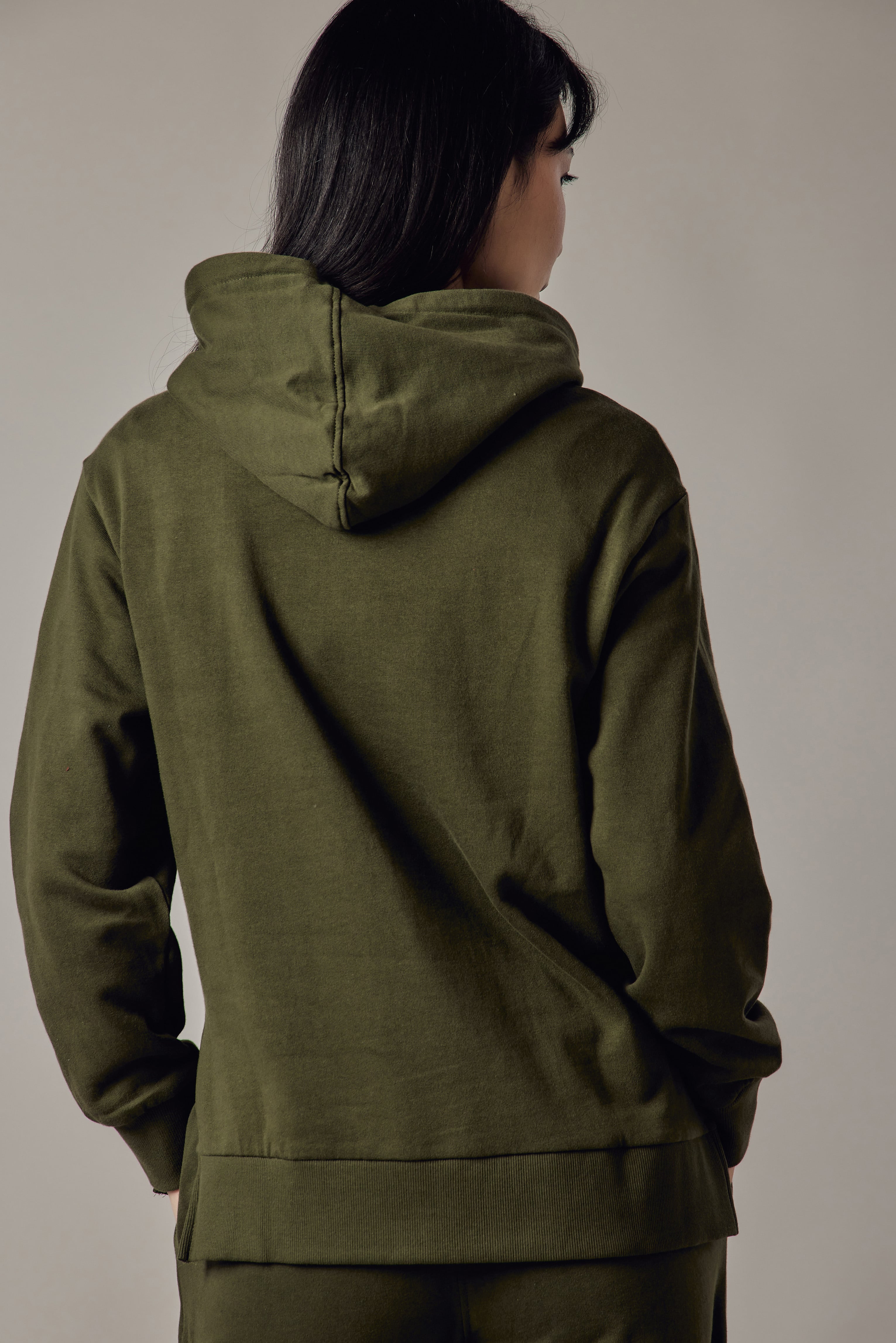 Felpa Felpata con Cappuccio e Spacchi Laterali Verde Militare