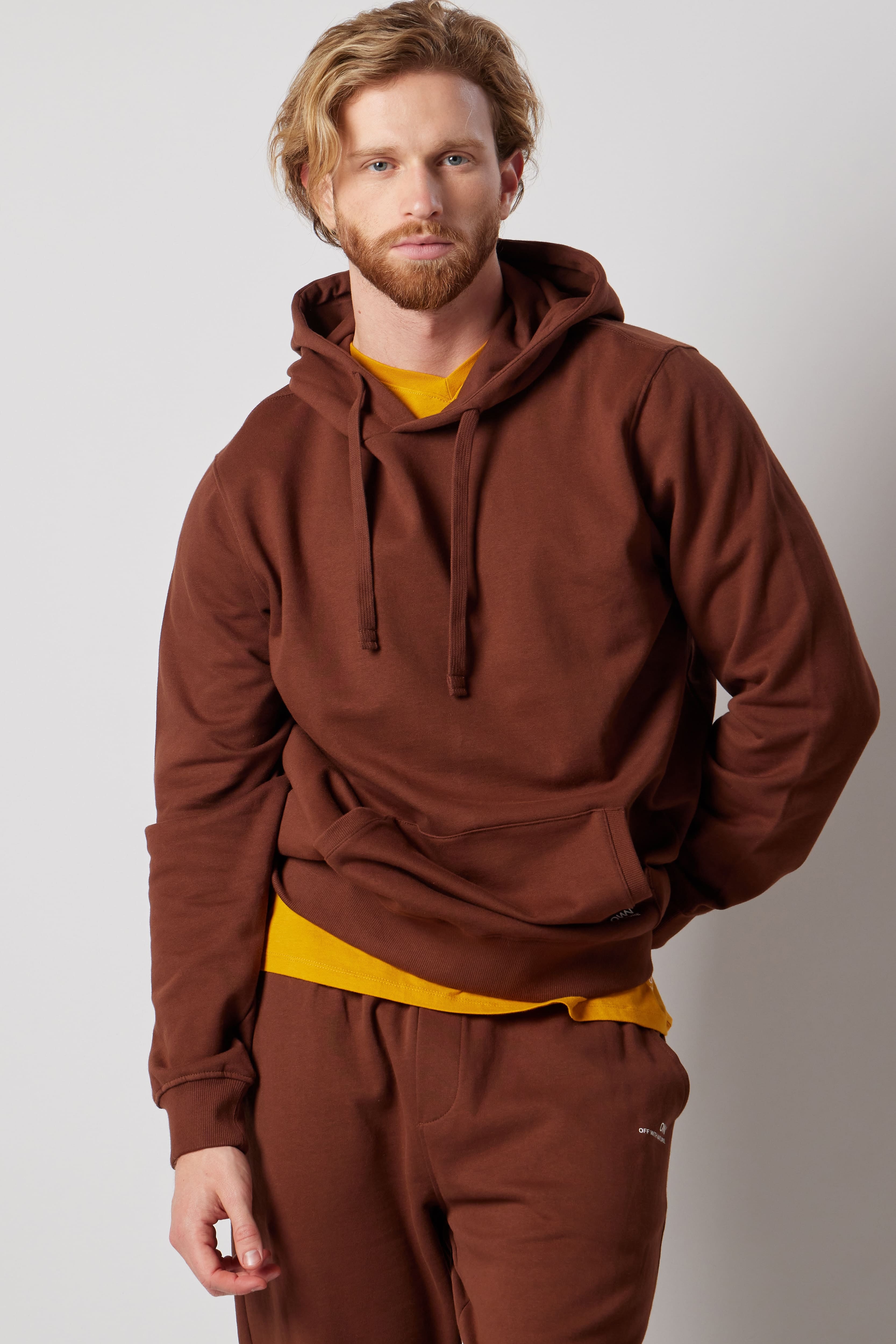 Set Felpa Felpata con Cappuccio + Joggers Felpati Marrone