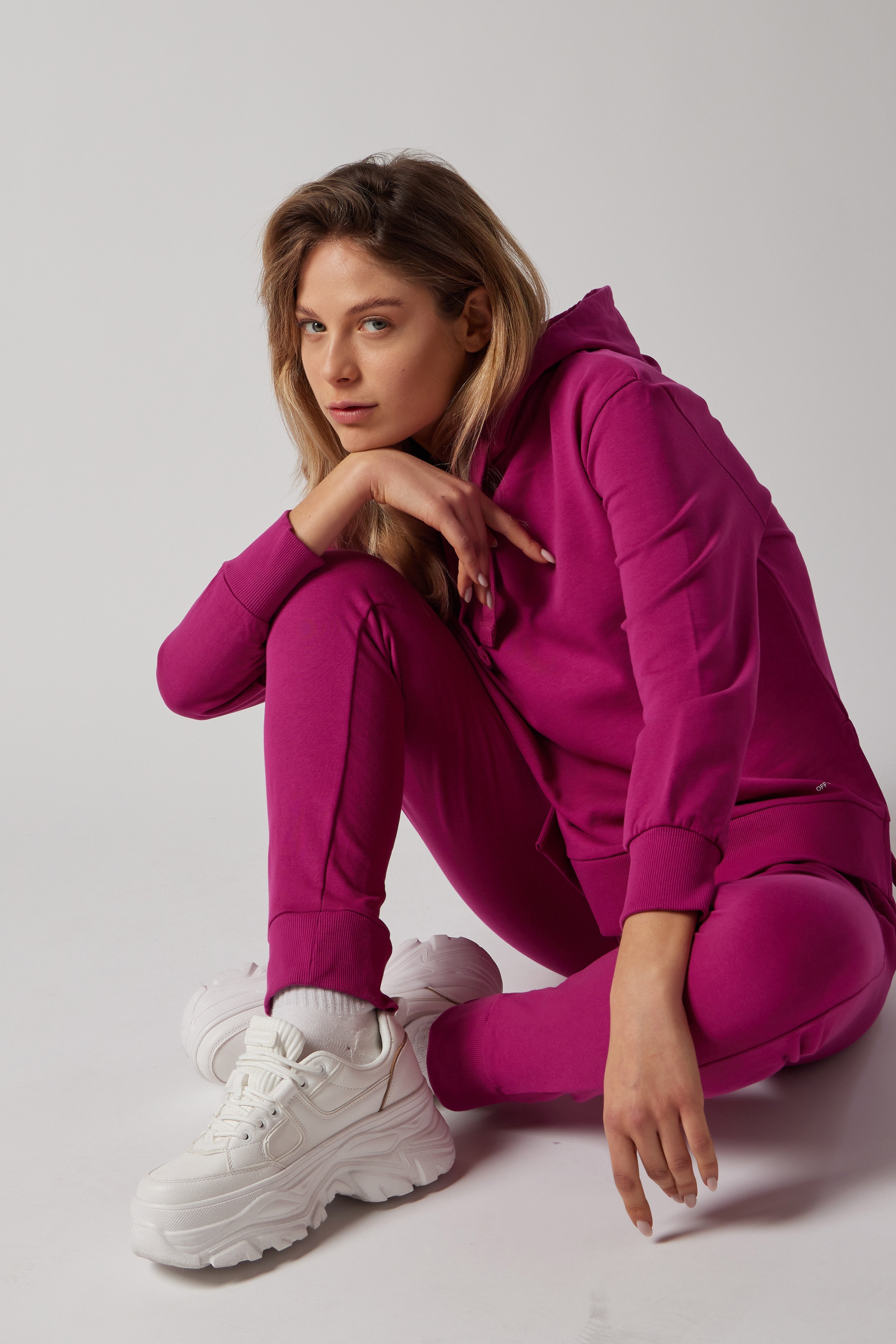 Set Felpa con Spacchi Laterali + Joggers Fucsia