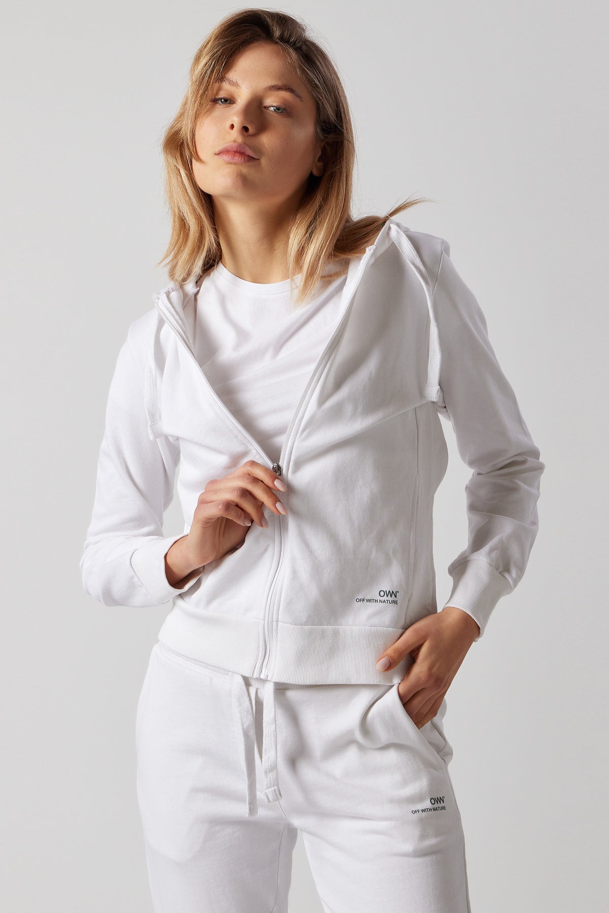 Set Felpa con Cappuccio e Zip + Joggers Bianco