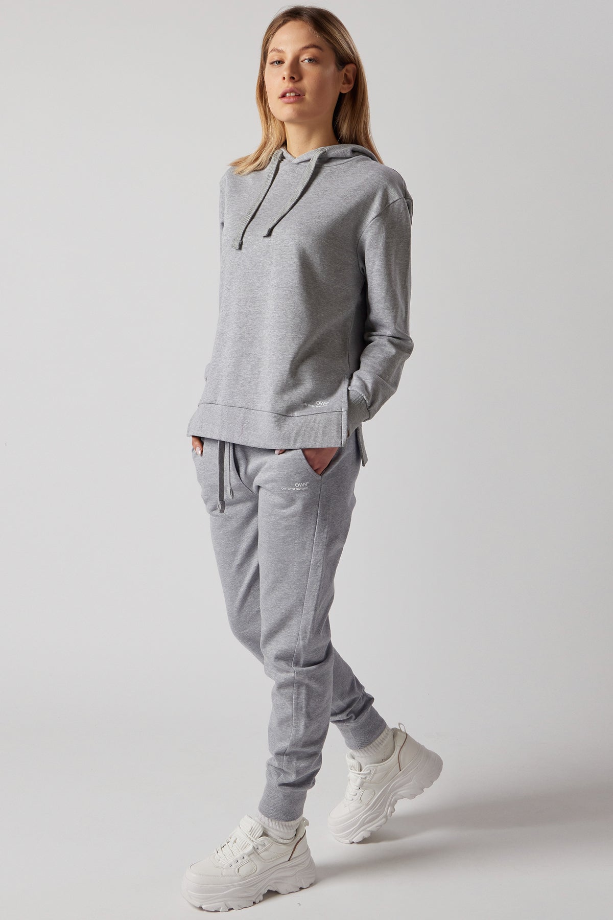 Set Sweatshirt with slits and joggers